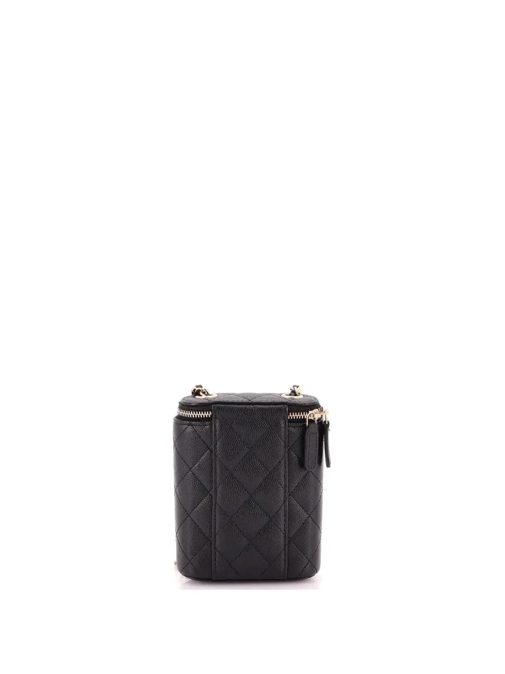 CHANEL step out